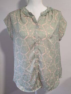 Joie Soft Green Paisley Scalloped Edge Button-Front Women’s Top Size Medium
